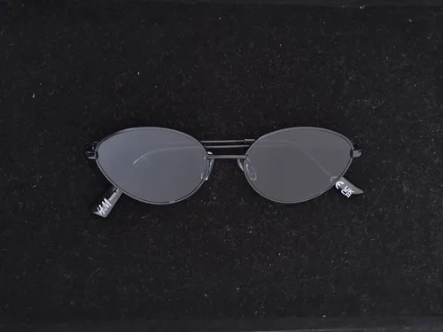 Black Retro Oval Sunglasses