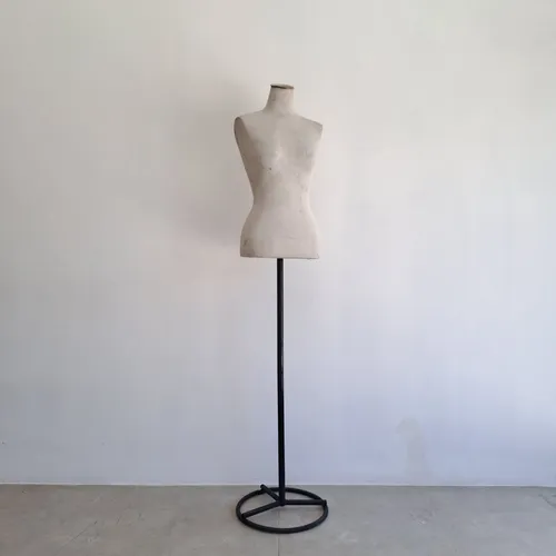 White Mannequin