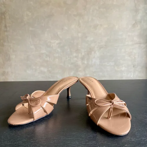 Nude Leather Kitten Heels with Bow