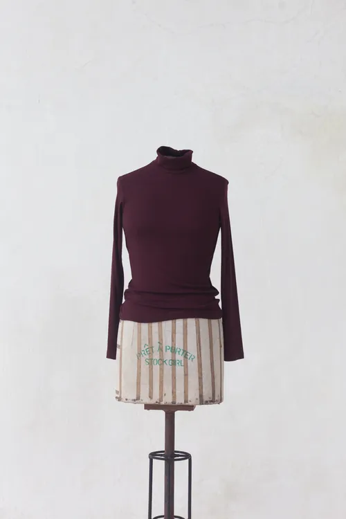 Maroon Turtle Neck
