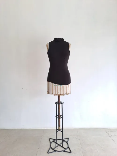 Black Turtleneck Sleeveless Top