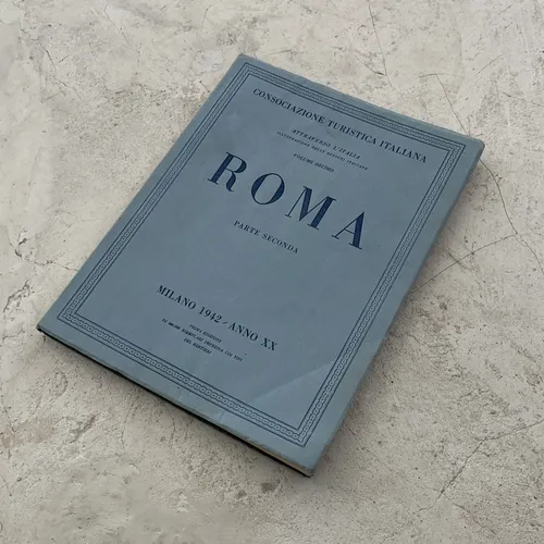 Roma Book