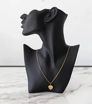 Thin Gold Chain with Circle Gold Pendant