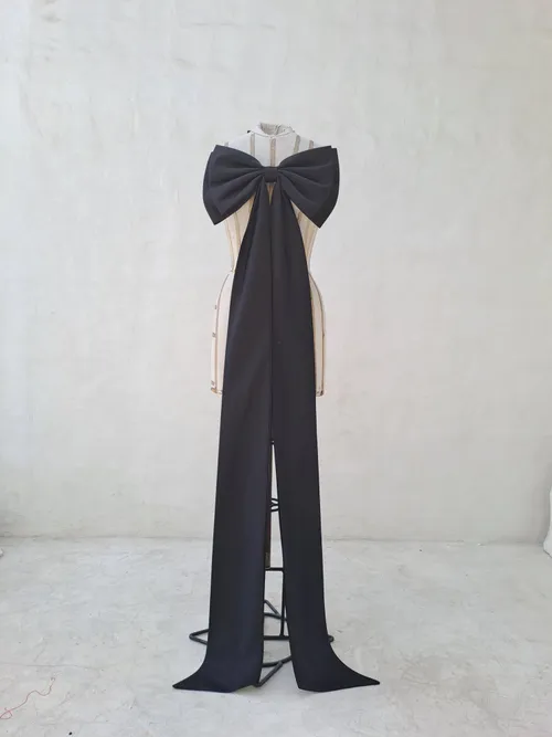 Oversized Bow with Clip