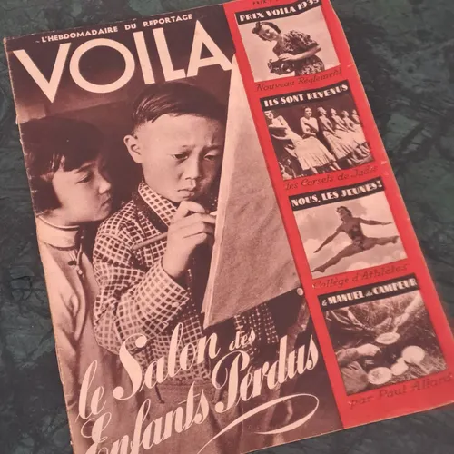 Voila N 433 Vintage Newspaper