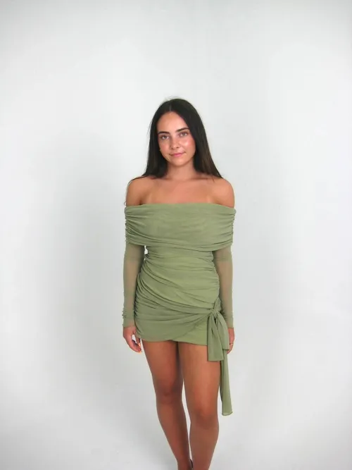 Yasmin off the shoulder mini 