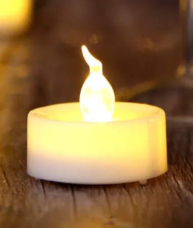 Flickering Tea Lights