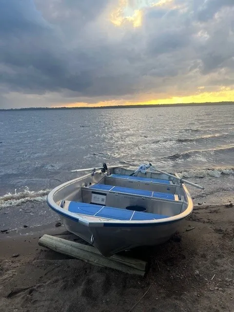 Boat with electric motor and Sonar (No #1)