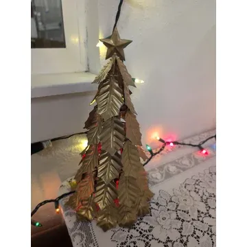 HC5 Gold metal holly tree