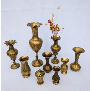 BC11 assorted brass vase