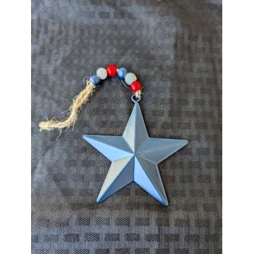 D28 blue metal star