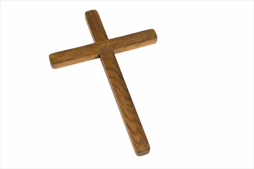 Wooden Crosses: medium x3