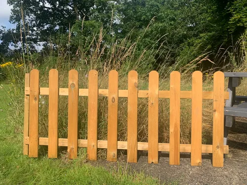 Fence Panels (1.8x0.8m)