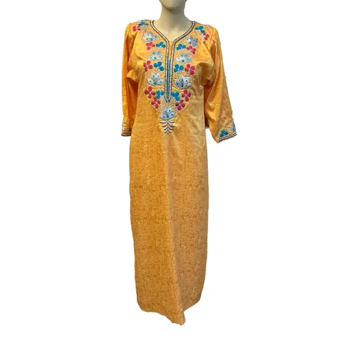 Costume: Adult king, Yellow 