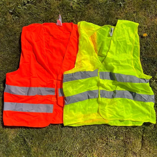 High-visibility clothing