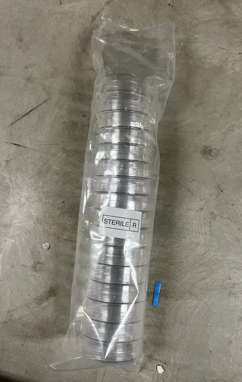 Equipment/Lab-Petri Dishes, small size, plastic (consumable) 