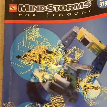 Physics-Lego MindStorms: Robotics (with instruction books and DVDs)