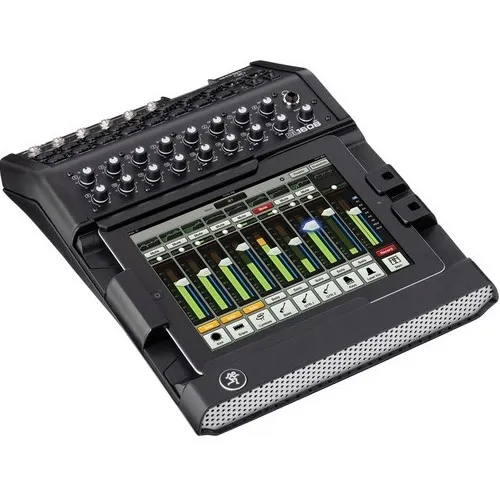 Mackie DL1608 16 channel digital mixer