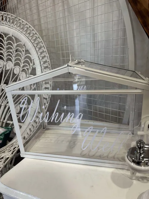 White/Clear Wishing Well