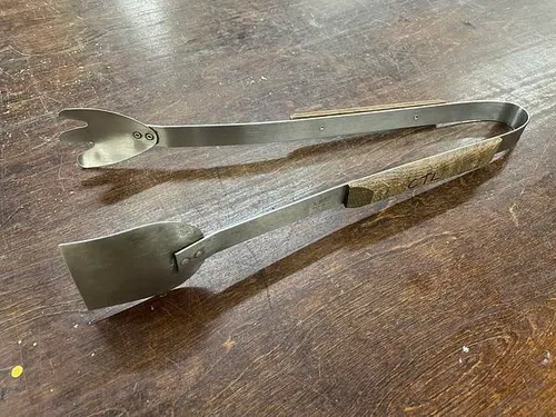 Scraper Tongs