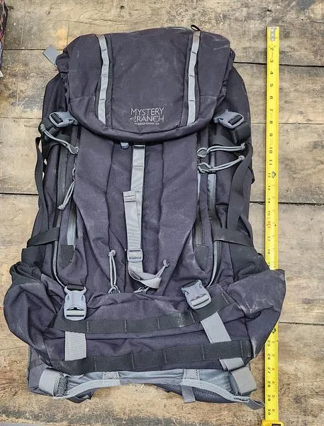65L Men's Backpacking Pack - Wide Shoulders
