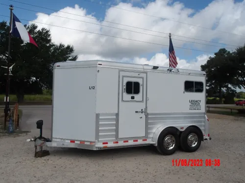 L12  8X18 Horse Trailer
