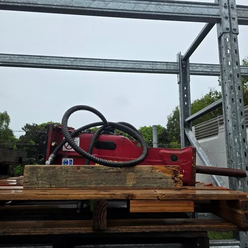 Excavator Rock Breaker