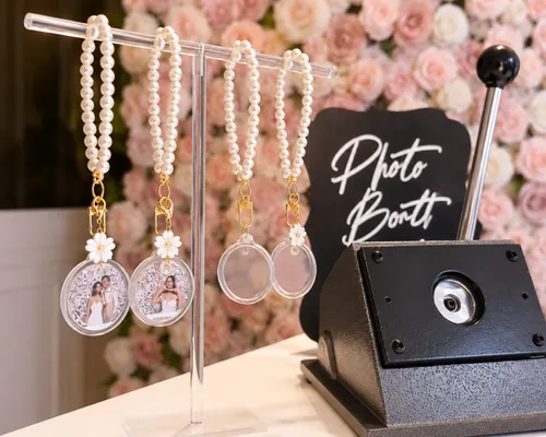 Keepsake Photo Booth Keychain Station