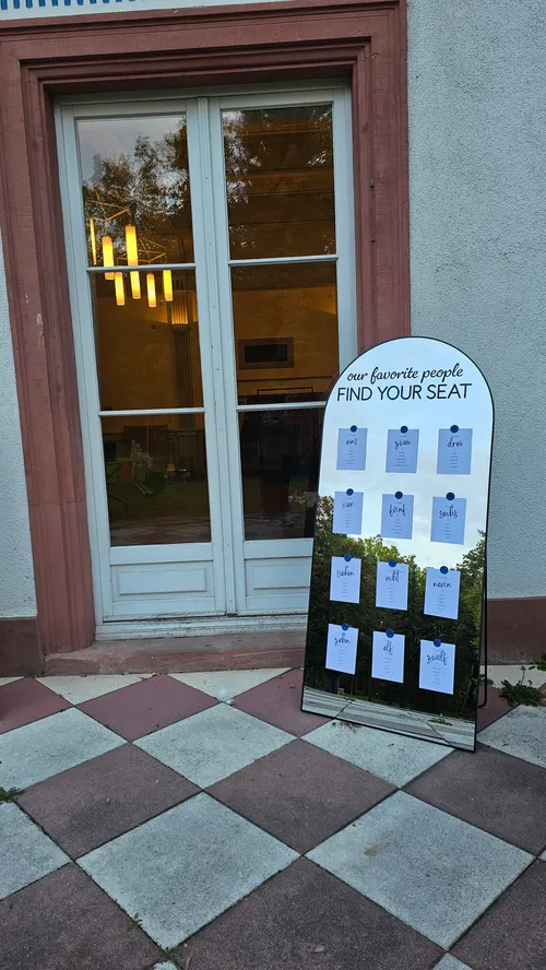 Find your Seat - Spiegel