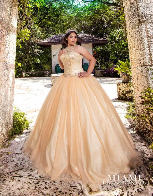 Quinceañera Champagne Dress. 