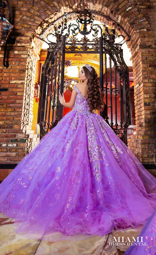 Quinceañera Lilac Dress. 