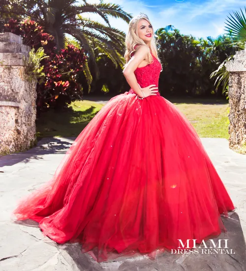  Quinceañera High Neck Red Dress