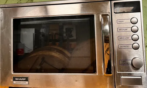 COMMERCIAL MICROWAVE
