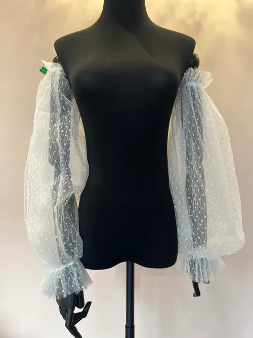 S05AAT 1117 Puffy sleeve polka dot inner
