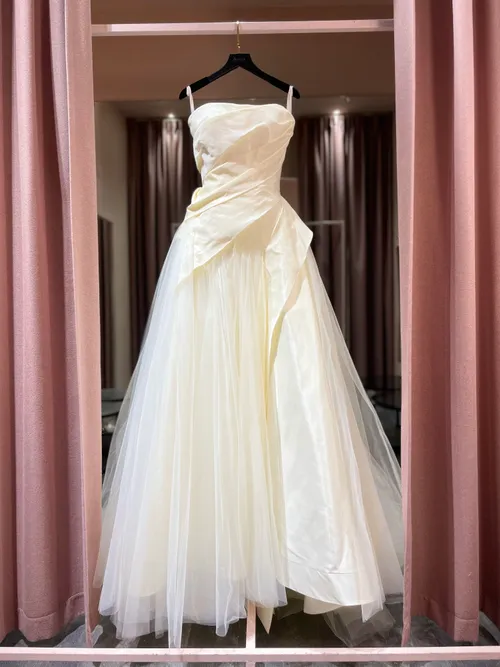 1726 Sweetheart ivory satin drapping tube tulle / sheer bottom