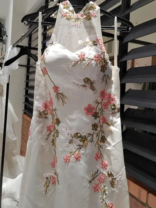 S05AAT 1580 modern cheongsam white pink flower sakura birds embroidered