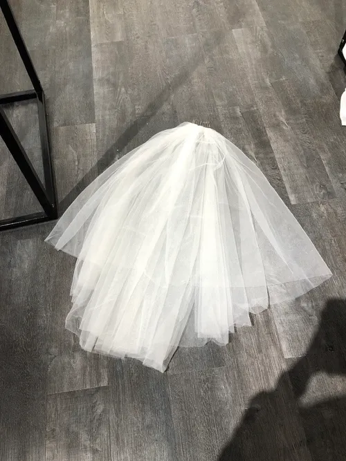 S05AAT 0753 - Volume puffy short plain veil with comb