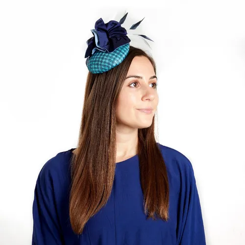 Fiona feathered fascinator - blue