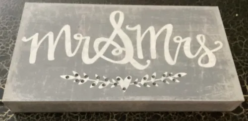 Signs- Mr. & Mrs. Sign, Grey & White