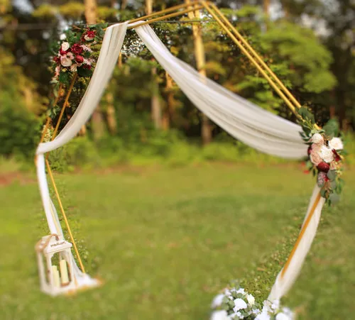 Arch- Gold Hexagon Metal Arch w/ carrying bag