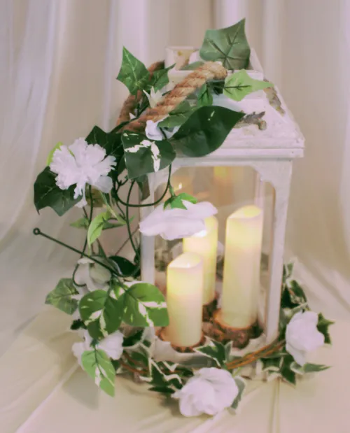 Florals- Lantern Floral Ring with White/ Ivory Flowers Big