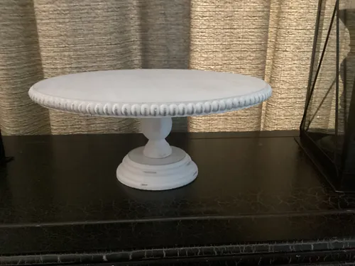 Cake Riser- Serving pedestal stand, white, Distressed