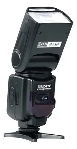 FLASH TRIOPO SPEEDLIGHT TR950 II (P/ Canon/Nikon/Sony)
