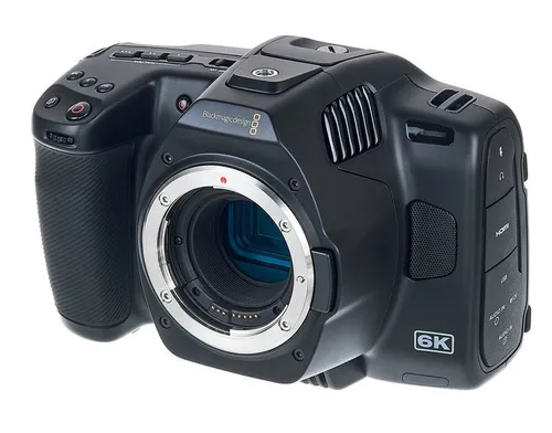BLACKMAGIC POCKET 6K PRO (Montura EF) - SUPER 35 CMOS