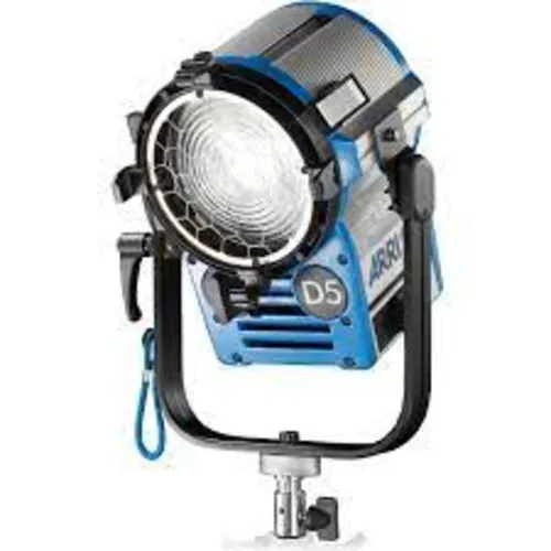 HMI simil ARRI fresnel 575w (Incluye trípode y alargue).