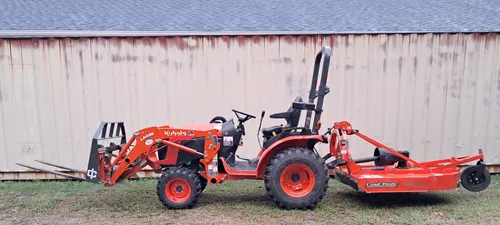 Kubota B2601 With Pallet Forks and Rotary Cutter