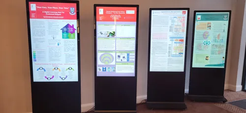 Totem Screen 55-inch Freestanding Touch enabled