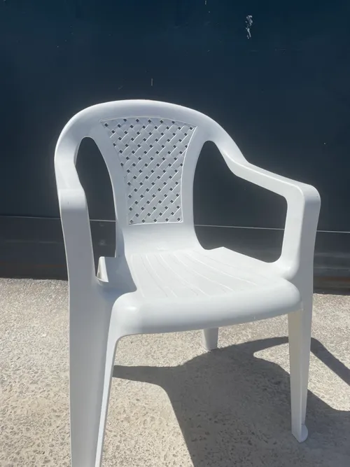 Fauteuil pour enfants en résine blanche