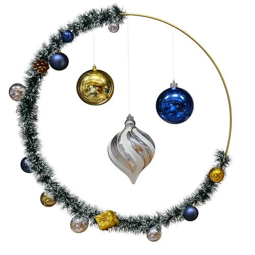 Cercle doré + boules de Noël