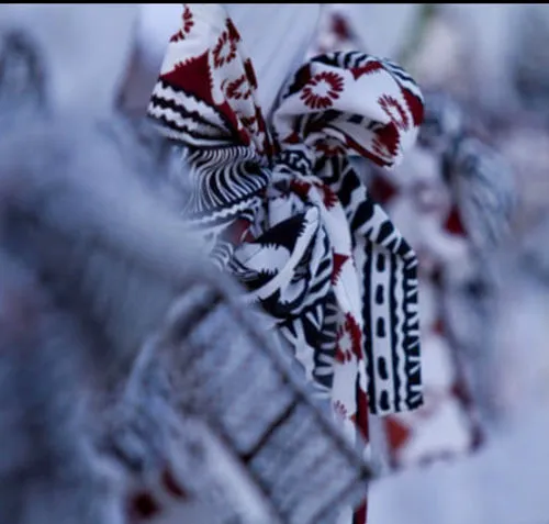 Silk Chair Tie (Tapa Dua)